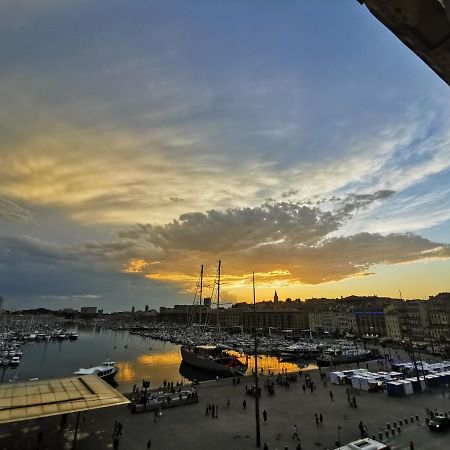 Face Au Vieux Port Vue 180 De Notre Dame Au Panier Apartment Марсилия Екстериор снимка