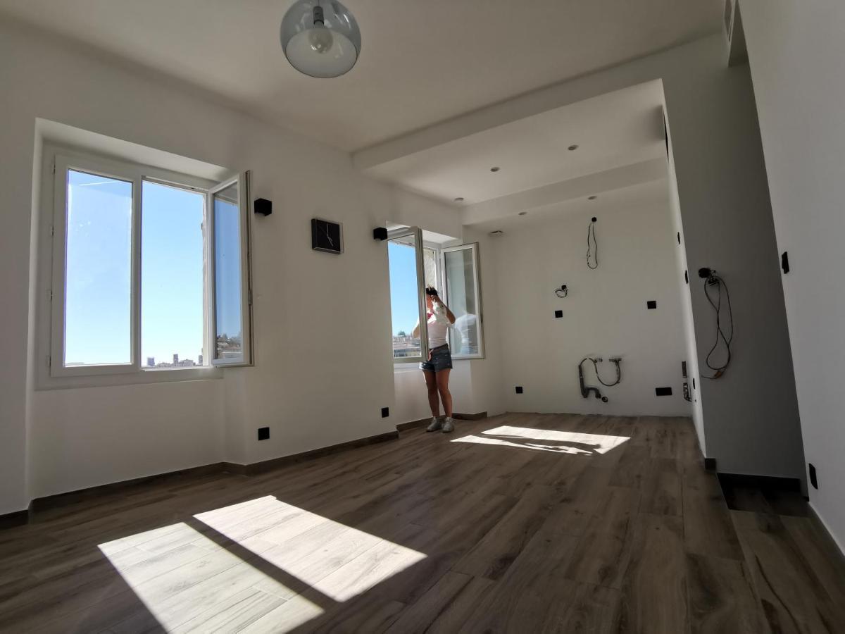 Face Au Vieux Port Vue 180 De Notre Dame Au Panier Apartment Марсилия Екстериор снимка