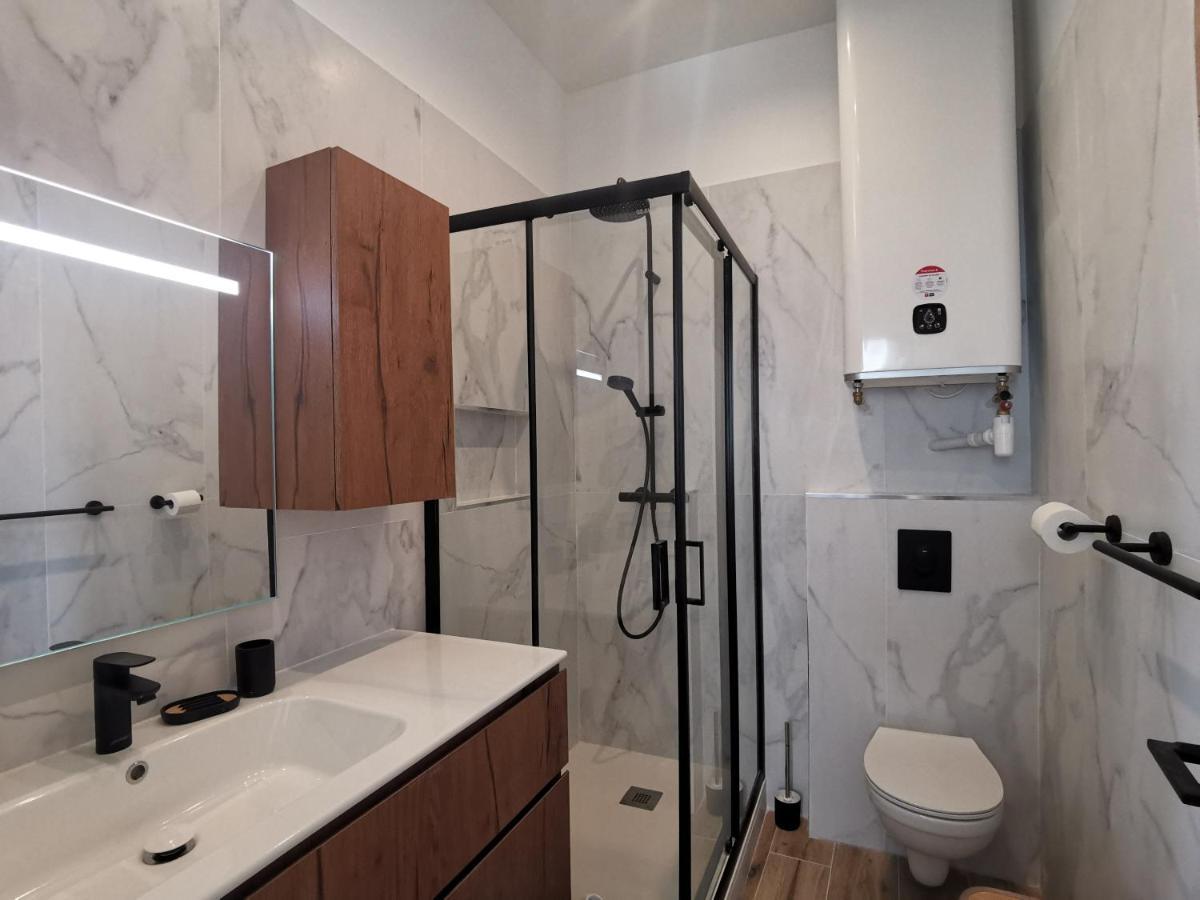 Face Au Vieux Port Vue 180 De Notre Dame Au Panier Apartment Марсилия Екстериор снимка