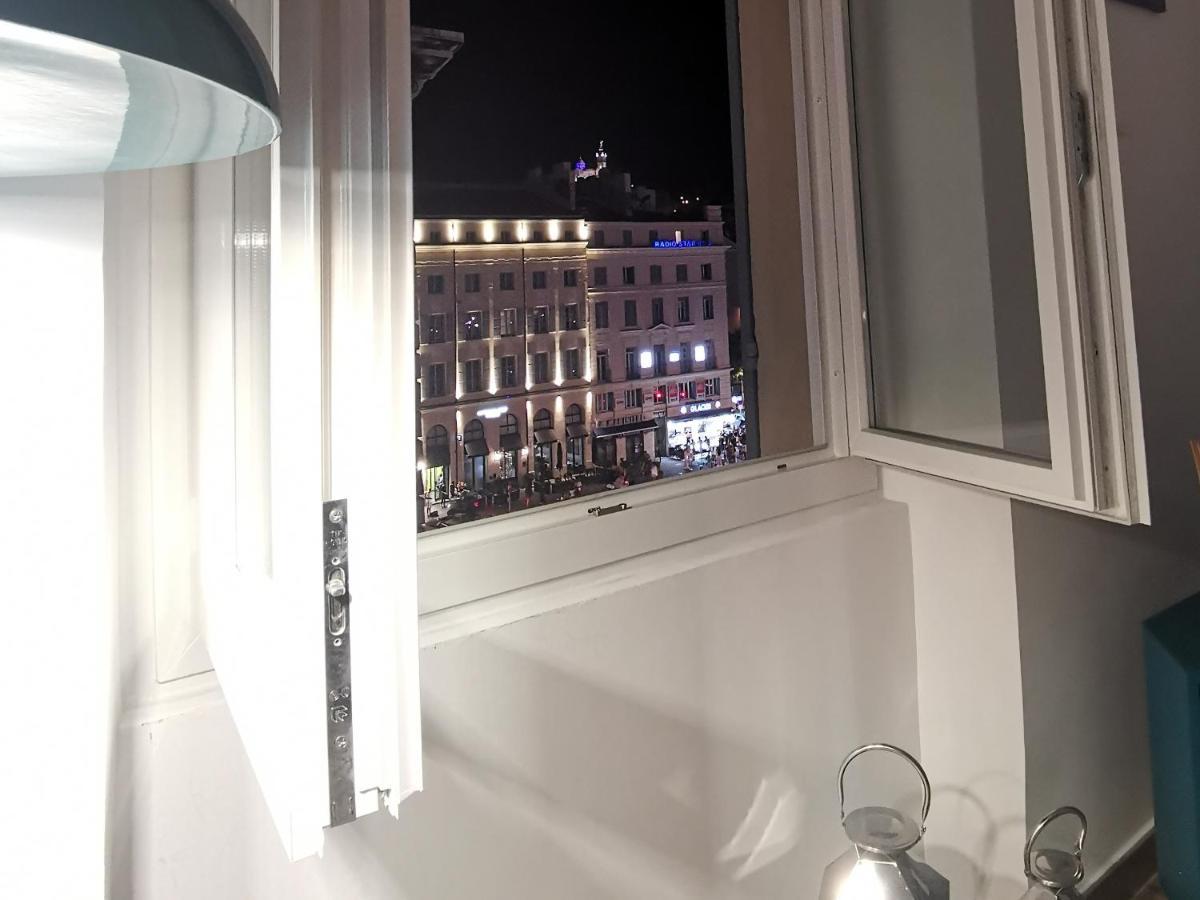 Face Au Vieux Port Vue 180 De Notre Dame Au Panier Apartment Марсилия Екстериор снимка