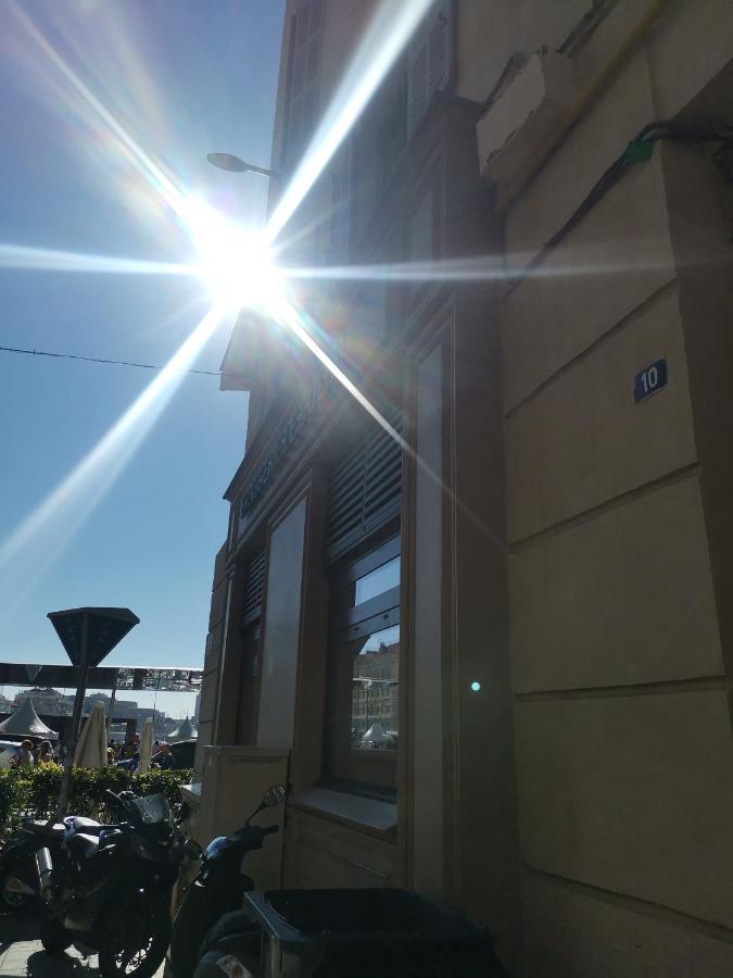 Face Au Vieux Port Vue 180 De Notre Dame Au Panier Apartment Марсилия Екстериор снимка
